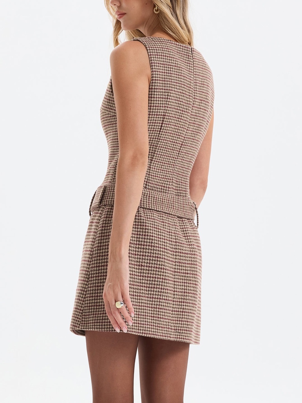 Commense Sleeveless Houndstooth Belted Mini Dress - Picture 3 of 8
